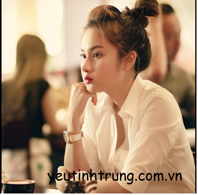 ve-dep-quyen-ru-cua-nu-dj-sai-thanh7