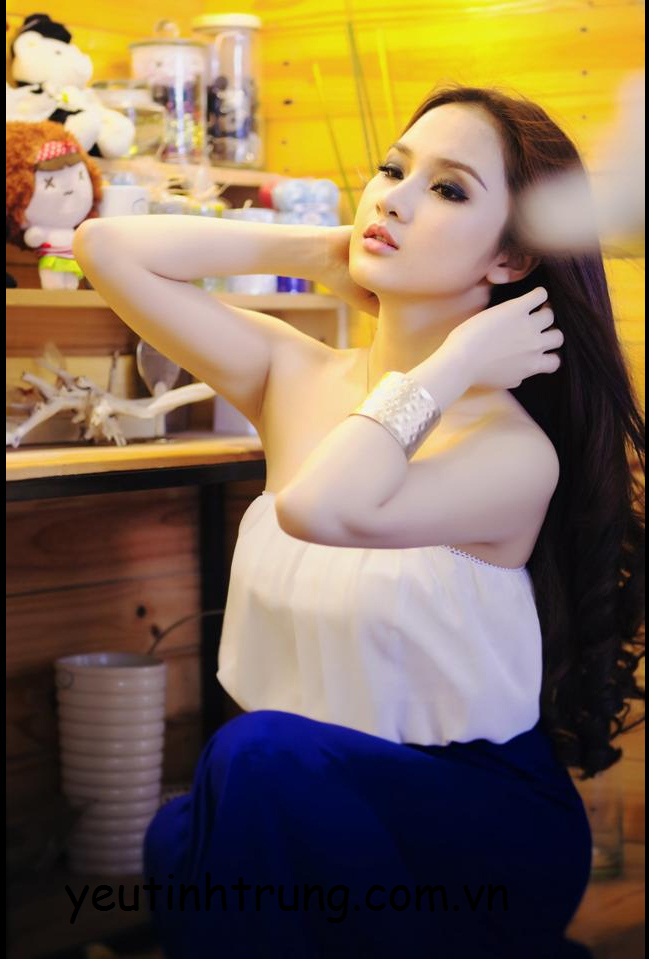 ve-dep-quyen-ru-cua-nu-dj-sai-thanh8